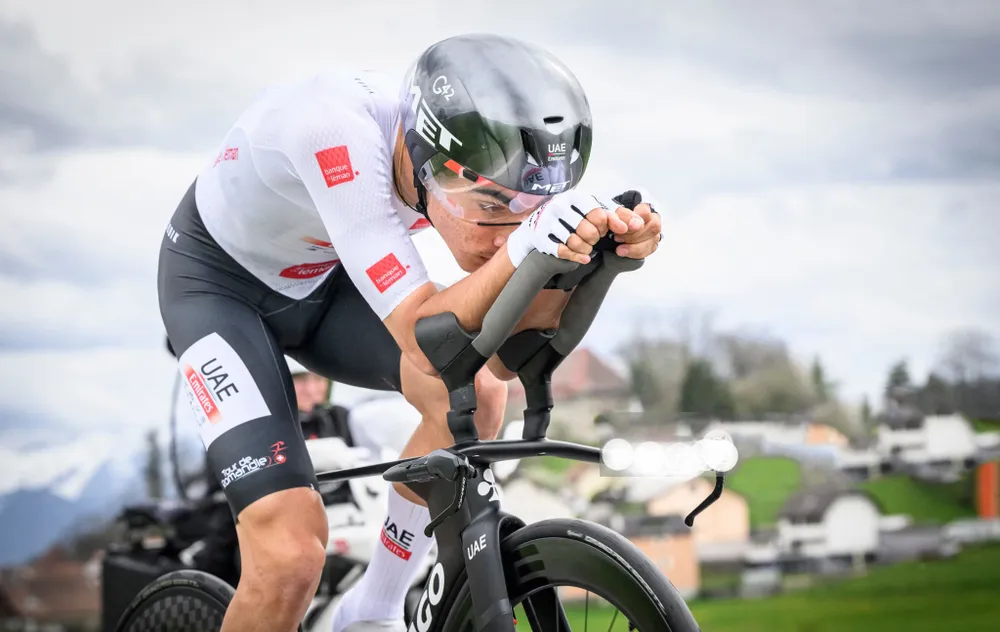 Juan Ayuso nỗ lực tìm chiến thắng sau thời gian dài chấn thương Juan Ayuso nỗ lực tìm chiến thắng sau thời gian dài chấn thương