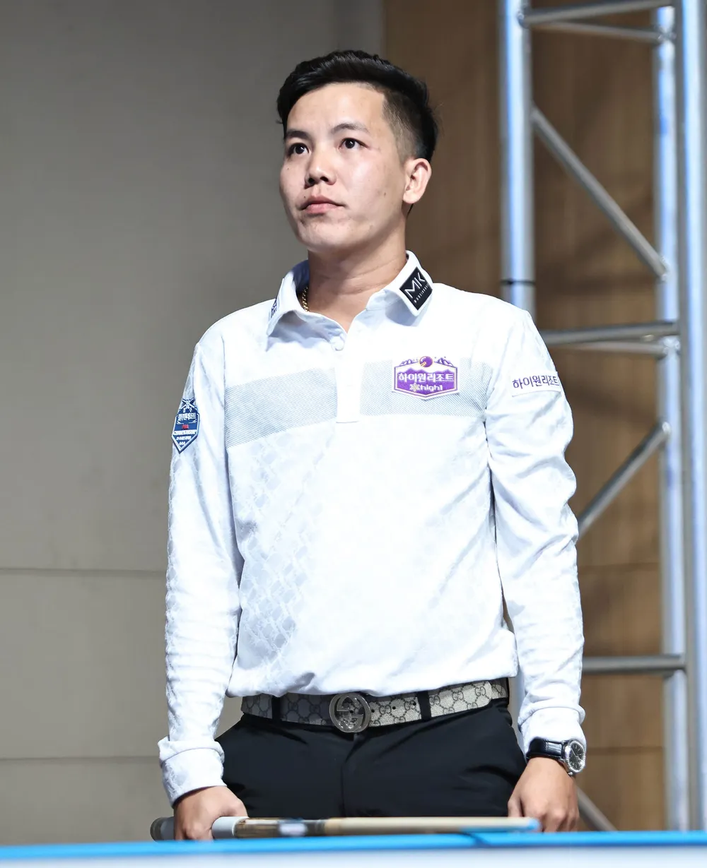 Nguyễn Huỳnh Phương Linh thất vọng sau loạt Penalty Nguyễn Huỳnh Phương Linh thất vọng sau loạt Penalty