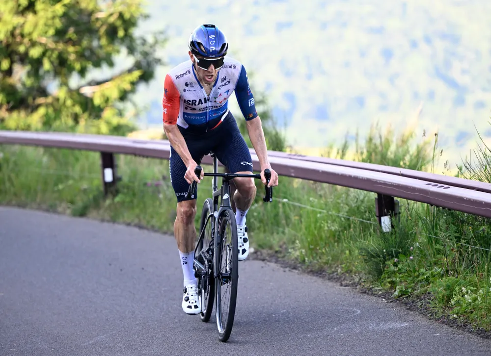 Michael Woods thoát đi một mình ở giai đoạn cuối