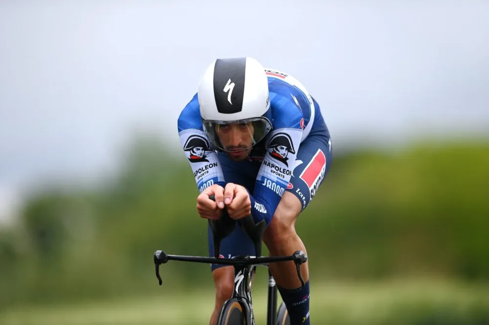 Mattia Cattaneo xuất sắc về nhất chặng cá nhân tính giờ