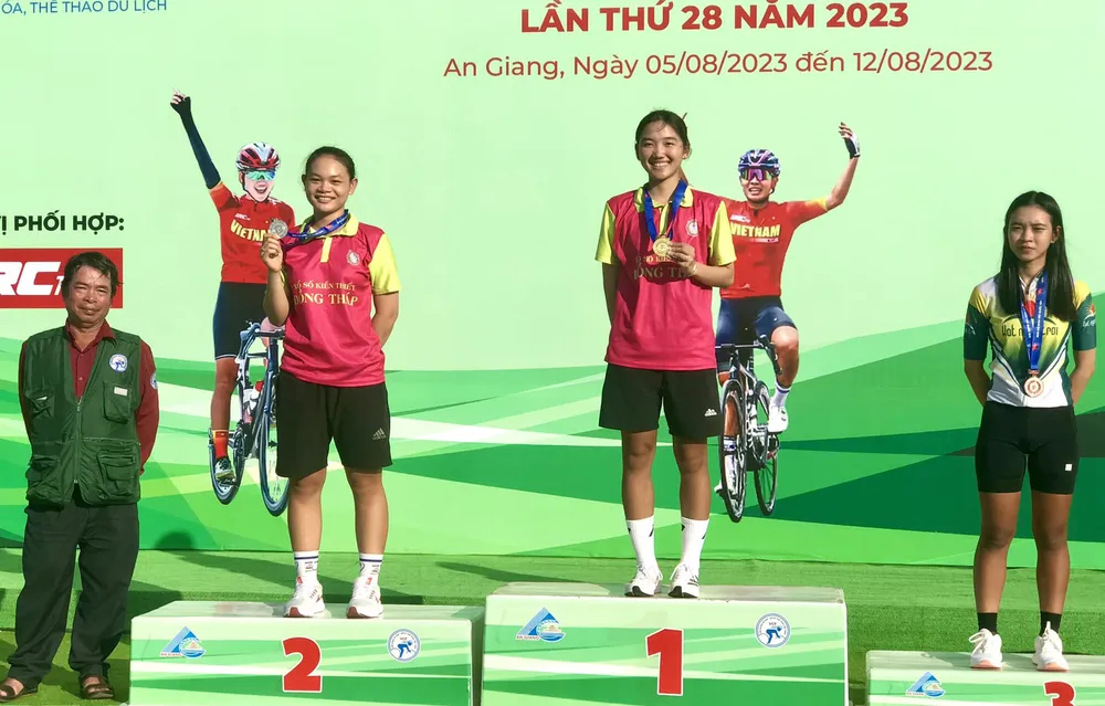 Thạch Thị Ngọc Thảo giành cú đúp vàng cho Đồng Tháp lứa tuổi nữ U18