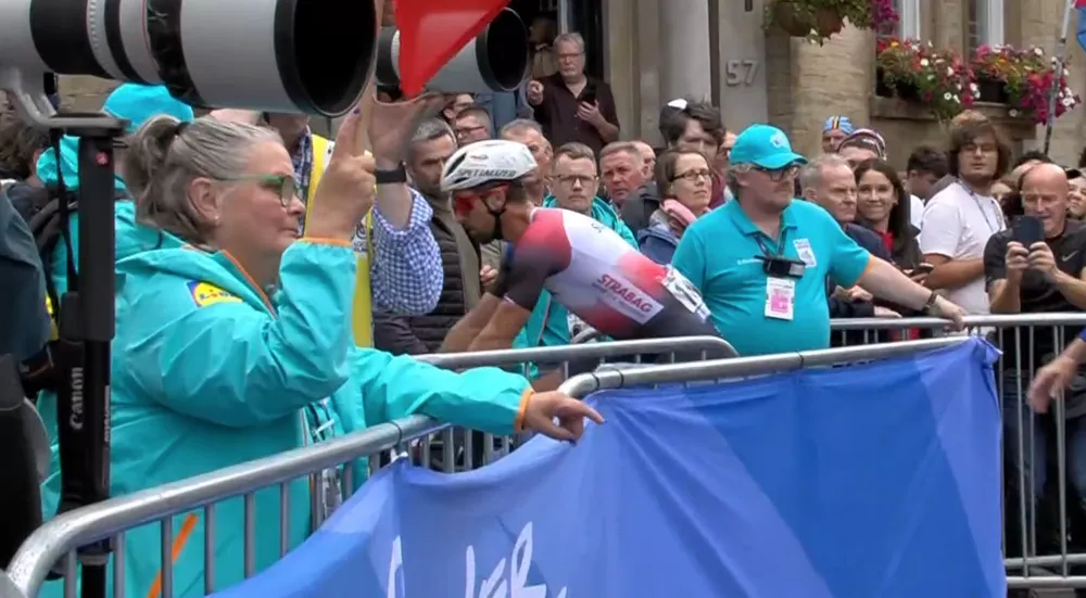 Peter Sagan bỏ cuộc