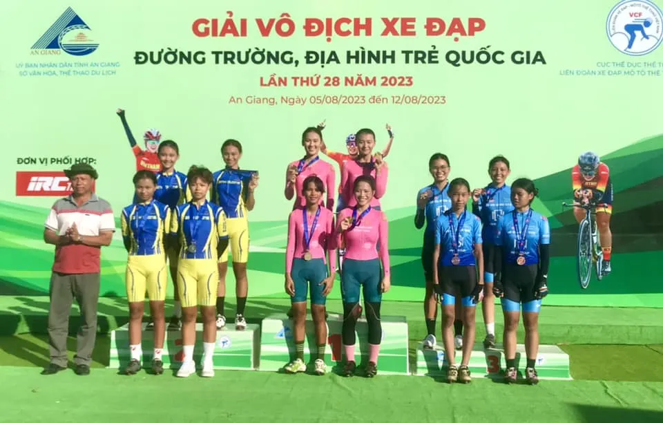 Đội Đồng Tháp đã có chiếc HCV thứ 12 kể từ đầu giải