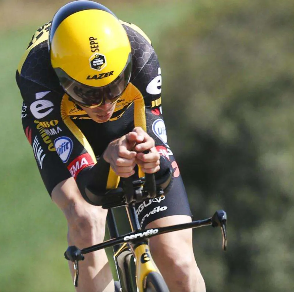 Sepp Kuss không phải chuyên gia cá nhân tính giờ