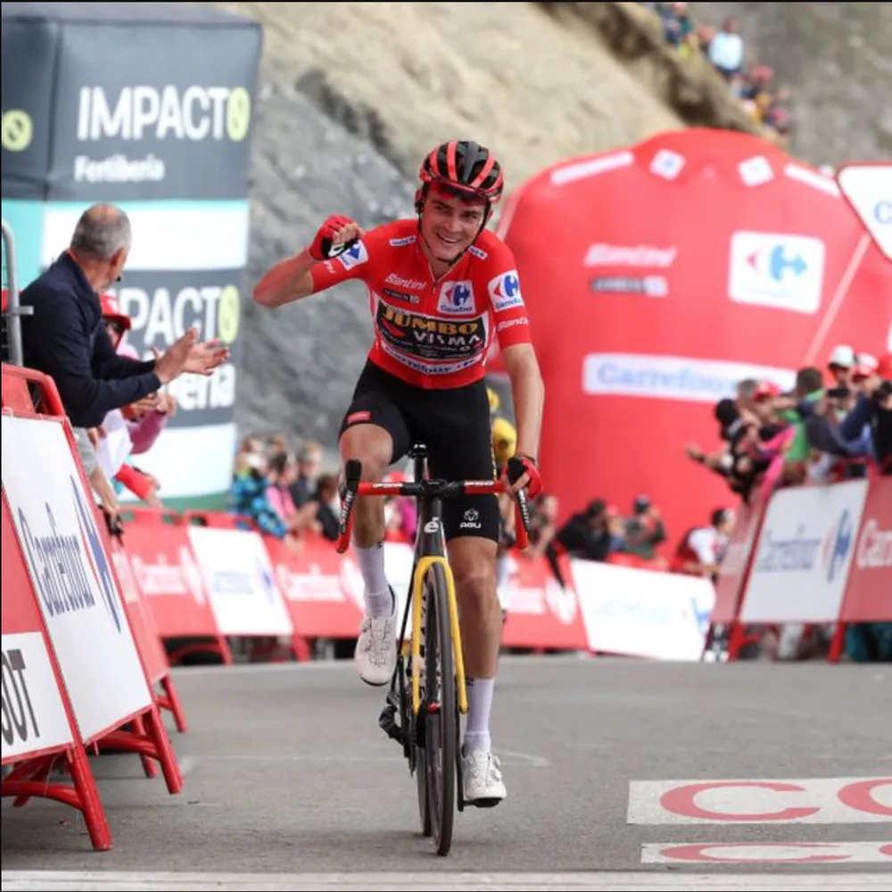 Sepp Kuss về nhì tiếp tục bảo vệ thành công áo đỏ tổng sắp Sepp Kuss về nhì tiếp tục bảo vệ thành công áo đỏ tổng sắp