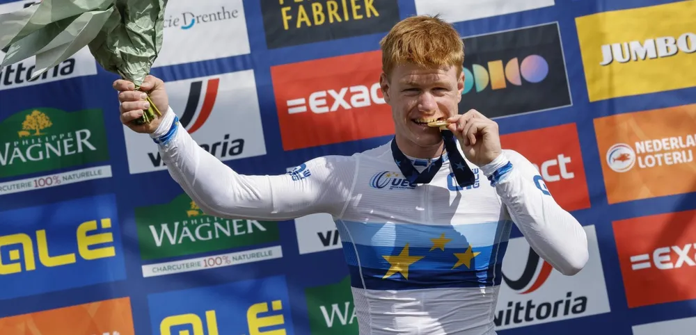 Henrik Pedersen trở thành nhà vô địch U23 châu Âu Henrik Pedersen trở thành nhà vô địch U23 châu Âu