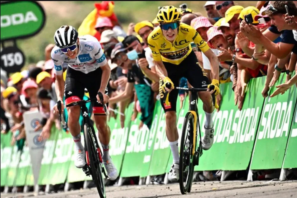 Không thể đánh bại Jona Vingagaard khiến Tadej Pogacar đánh mất phong độ