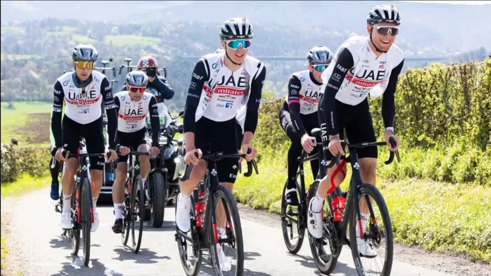 Đội UAE Emirates đã có mùa giải thành công Đội UAE Emirates đã có mùa giải thành công