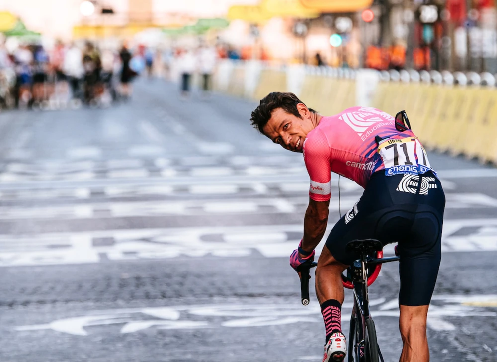 Rigoberto Uran chính thức giã từ đường đua chuyên nghiệp