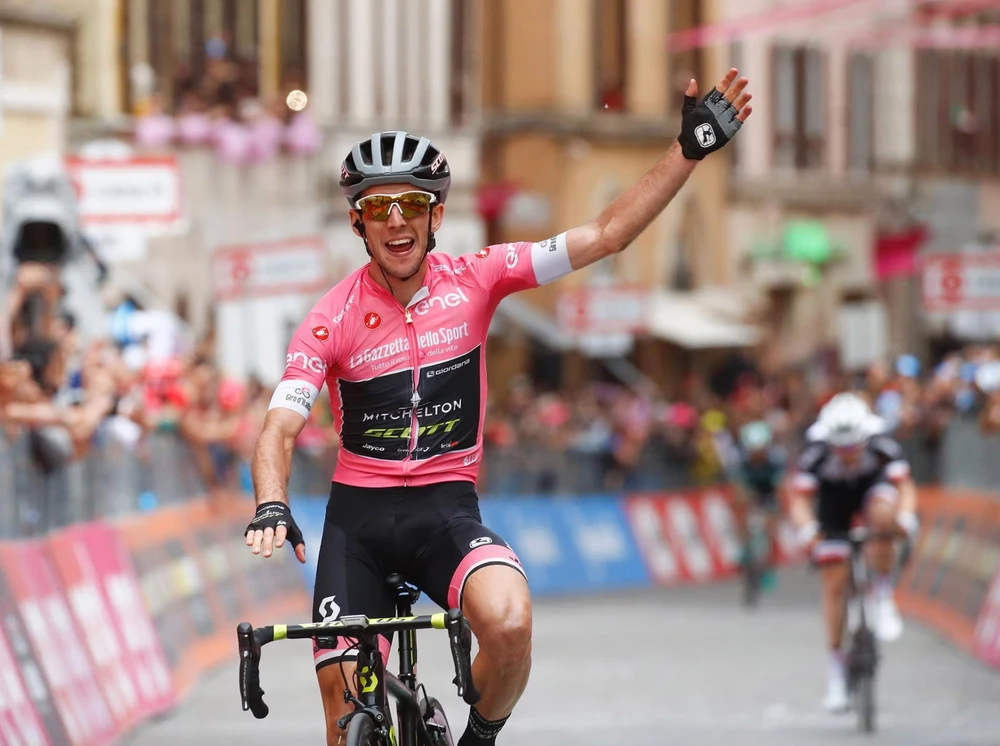 Simon Yates từng thi đấu rất hay ở Giro d’Italia