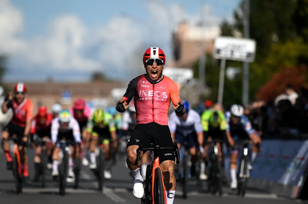 Caleb Ewan đã tìm lại phong độ trong màu áo Ineos Grenadiers Unknown-2.jpg