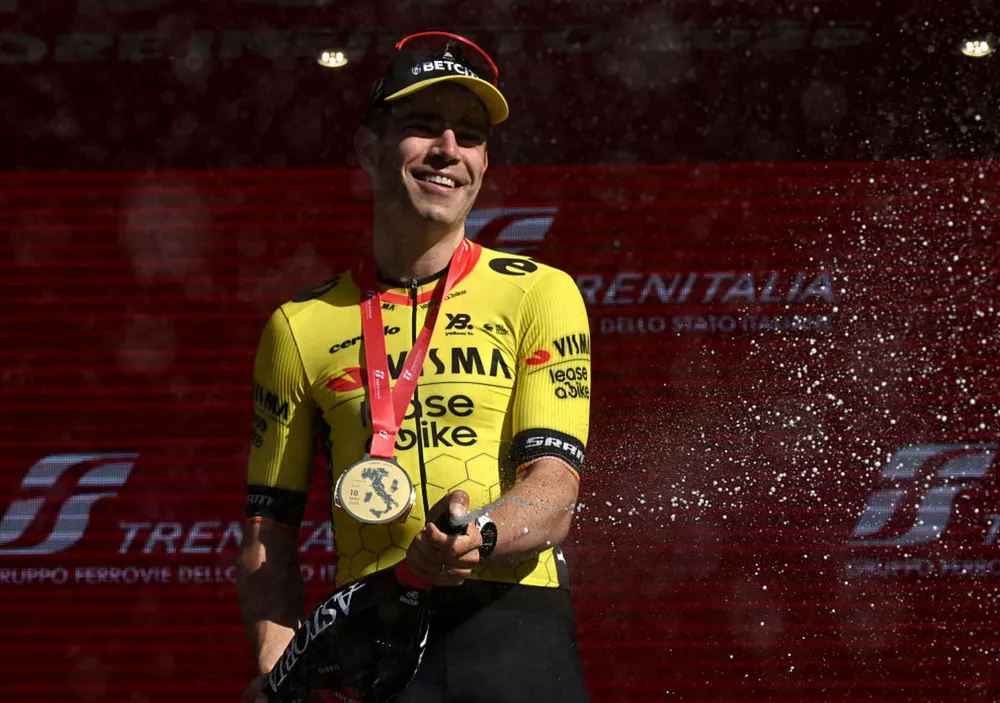 Wout Van Aert có được chiến thắng đầu tiên trong mùa Unknown.jpg