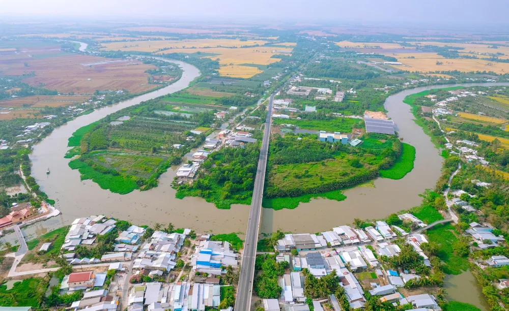 Tỉnh An Giang ưu tiên hai trục kết nối dọc-ngang và 5 vùng động lực trọng điểm an giang.jpg