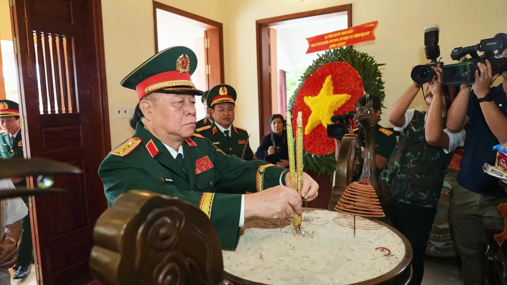 chu tich ho chi minh.jpg