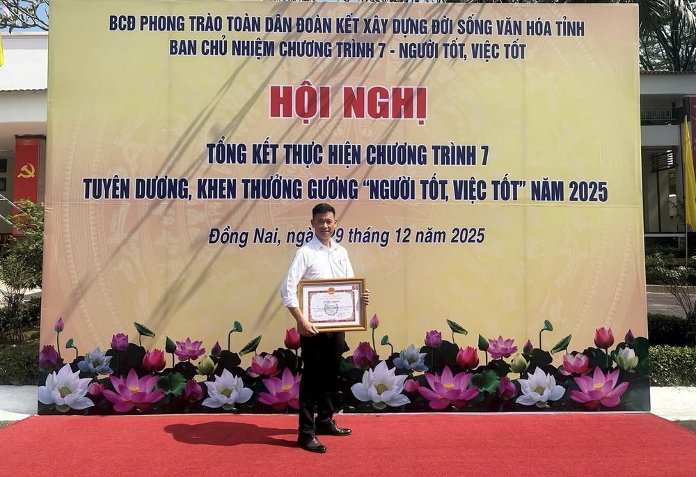 廖子权先生获同奈省人委会表彰为“好人好事”。