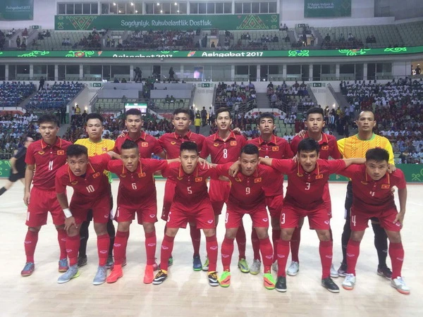 Đội futsal Việt Nam thua trận ra quân ở AIMAG5. (Ảnh: ANH TRẦN)