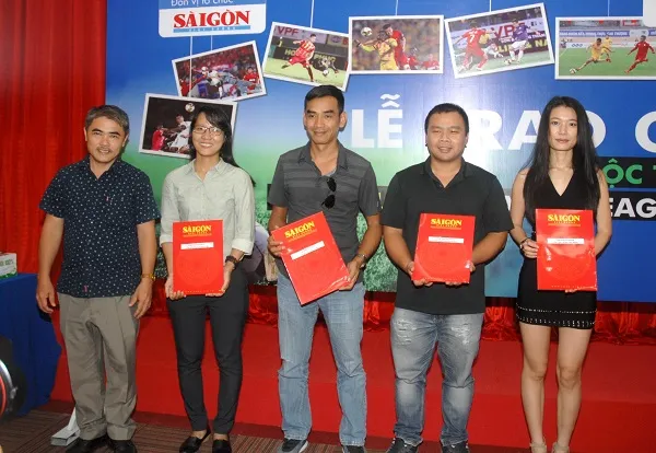 Trao giải cuộc thi ảnh tháng 6 "Sắc màu Nuti Cafe V-League 2018" ảnh 2