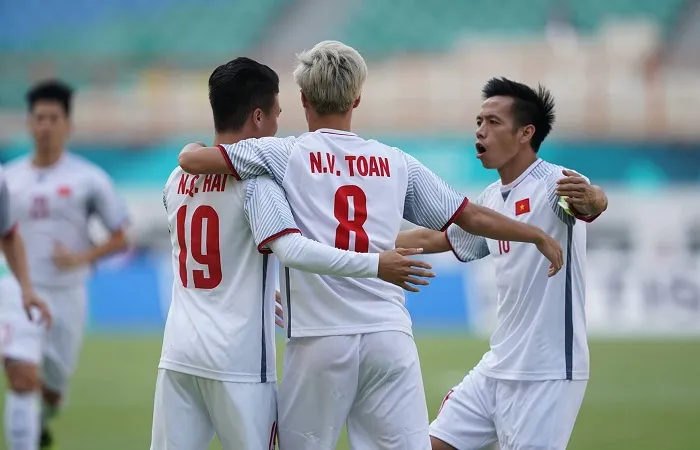 Việt Nam - Nhật Bản 1-0: Quang Hải lập công, Việt Nam giành ngôi đầu bảng ảnh 2