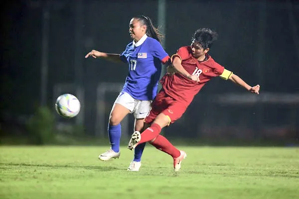 Đội U19 nữ Việt Nam chật vật vượt qua Malaysia ảnh 1