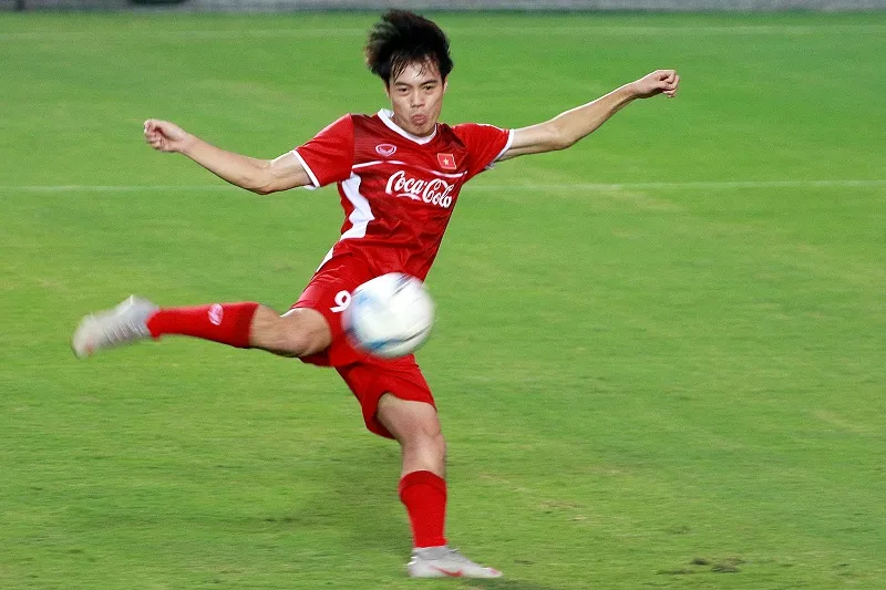 Văn Toàn vẫn là “bài tẩy” của thầy Park? ảnh 1