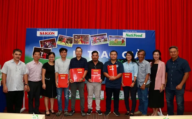 Trao giải cuộc thi ảnh tháng 9 và 10 Sắc màu Nuti Cafe V-League 2018 ảnh 9