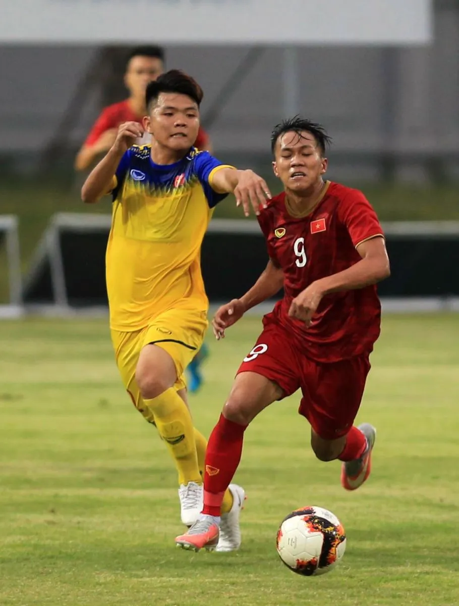 U23 Việt Nam - U18 Việt Nam 1-0: Bài kiểm tra cần thiết ảnh 1 U23 Việt Nam - U18 Việt Nam 1-0: Bài kiểm tra cần thiết ảnh 1
