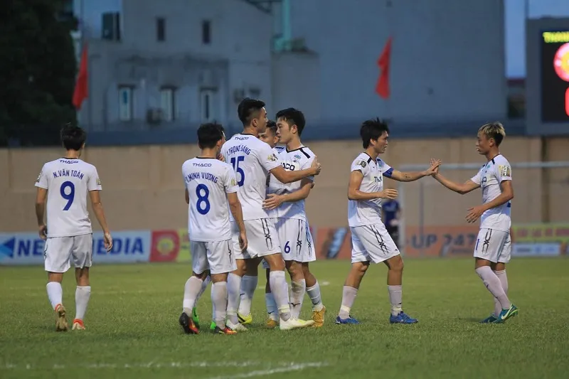 Xuân Trường lập cú đúp giúp HA.GL đánh bại Thanh Hóa ảnh 1 Xuân Trường lập cú đúp giúp HA.GL đánh bại Thanh Hóa ảnh 1