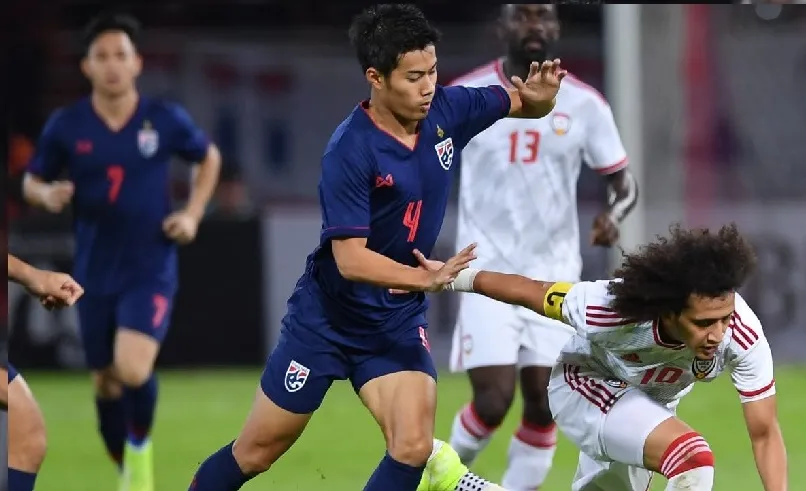 Đánh bại UAE 2-1, Thái Lan vươn lên dẫn đầu bảng G ảnh 1 Đánh bại UAE 2-1, Thái Lan vươn lên dẫn đầu bảng G ảnh 1