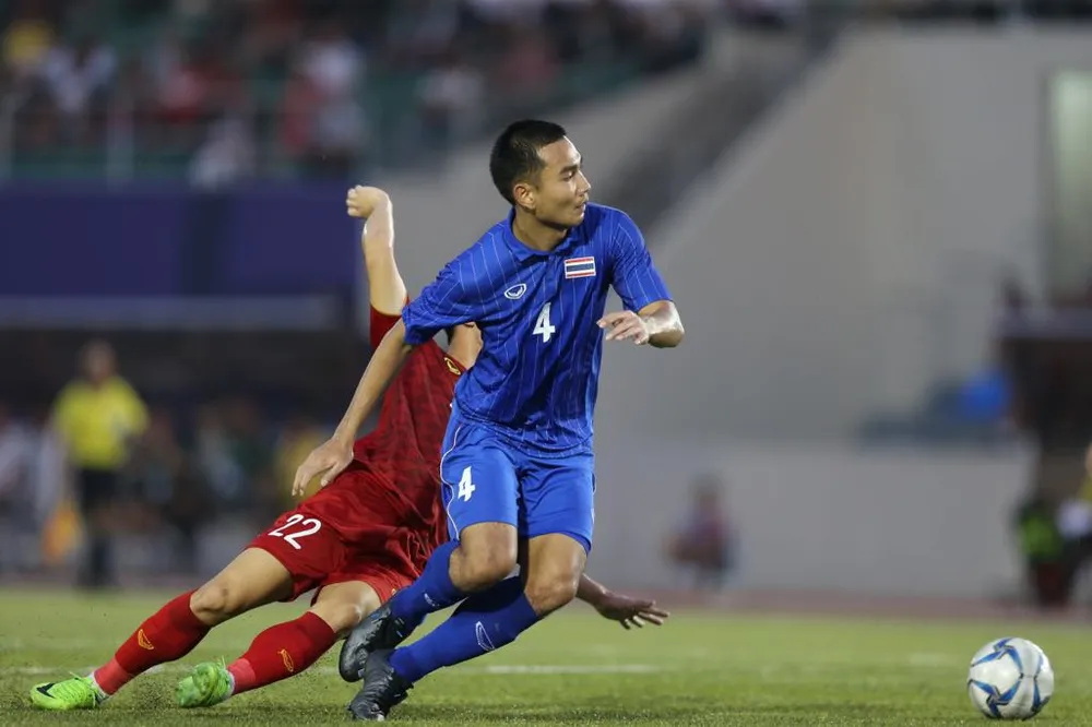Việt Nam - Thái Lan 2-2: Việt Nam biến Thái Lan trở thành cựu vô địch ảnh 9