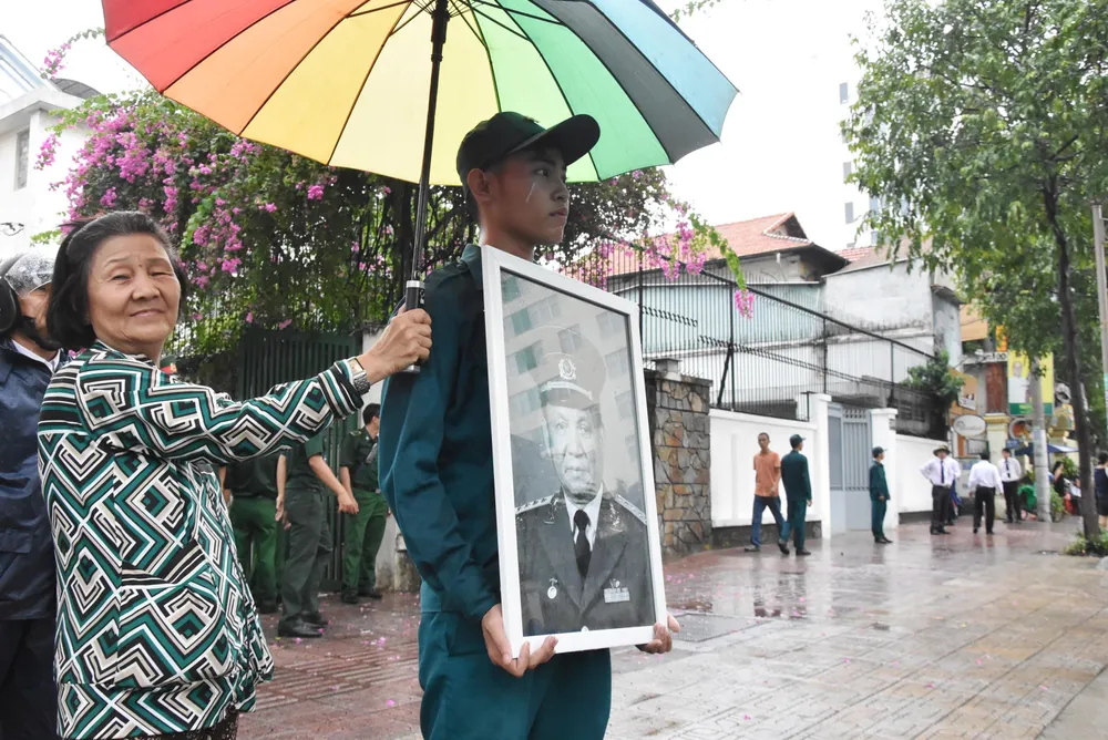 Trời Thành phố rơi lệ đón bác Sáu Nam về với đất mẹ ảnh 3