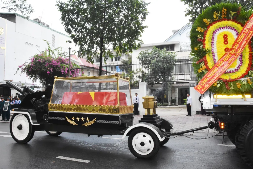 Trời Thành phố rơi lệ đón bác Sáu Nam về với đất mẹ ảnh 1
