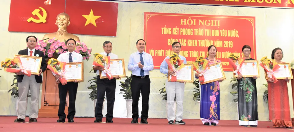 Quận Tân Bình phấn đấu tổng thu ngân sách năm 2020 đạt 4.600 tỷ đồng ảnh 1 Quận Tân Bình phấn đấu tổng thu ngân sách năm 2020 đạt 4.600 tỷ đồng ảnh 1