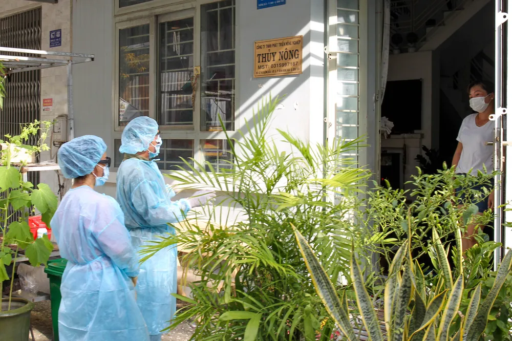 Chăm lo người yếu thế, công nhân bị ảnh hưởng bởi dịch Covid-19 ảnh 4 Chăm lo người yếu thế, công nhân bị ảnh hưởng bởi dịch Covid-19 ảnh 4