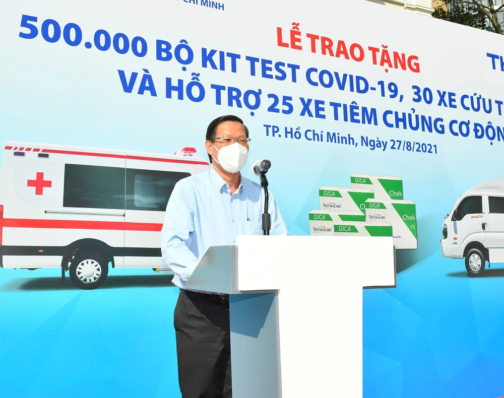 TPHCM tiếp nhận phương tiện, vật tư y tế do THACO trao tặng trị giá 161 tỷ đồng ảnh 3 TPHCM tiếp nhận phương tiện, vật tư y tế do THACO trao tặng trị giá 161 tỷ đồng ảnh 3