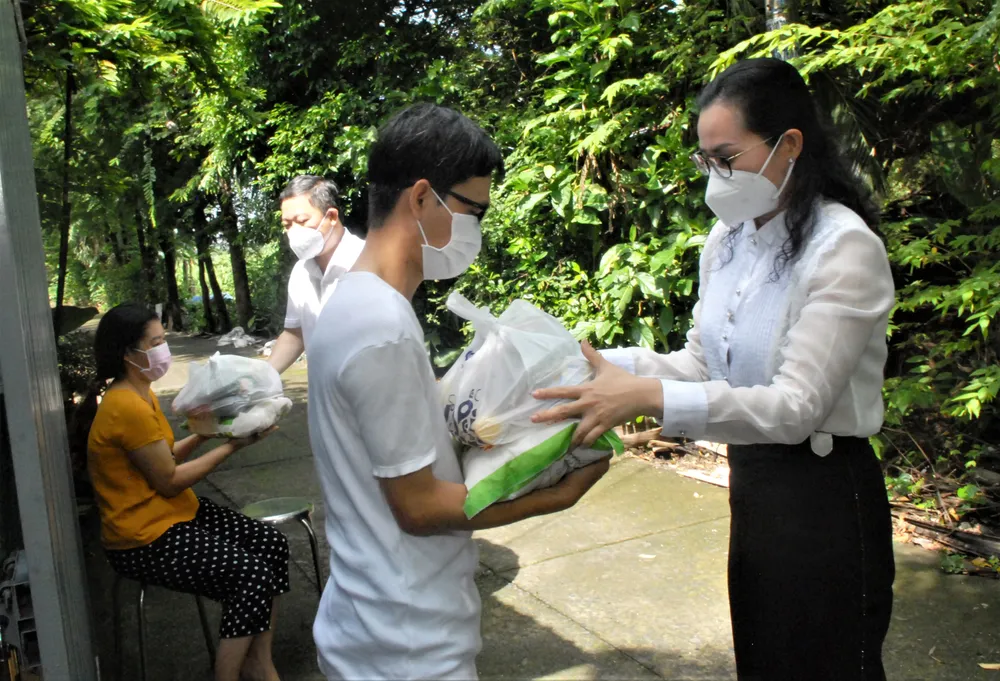 Phó Chủ tịch UBND TPHCM Dương Anh Đức: Mong bà con yên tâm ở nhà, đồng lòng cùng thành phố chống dịch  ảnh 2
