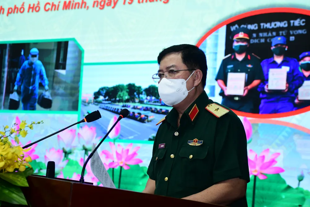 Bộ Tư lệnh TPHCM tôn vinh 154 tập thể, cá nhân điển hình trong phòng chống dịch ảnh 1