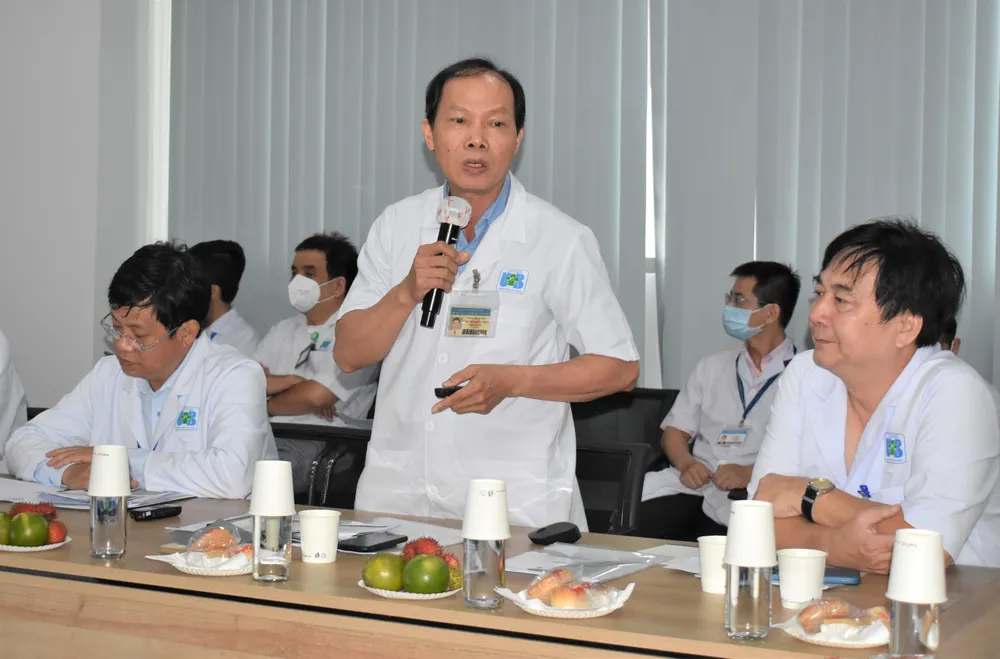 Âm trên 90 tỷ đồng, bệnh viện hết quỹ lương thưởng ảnh 4