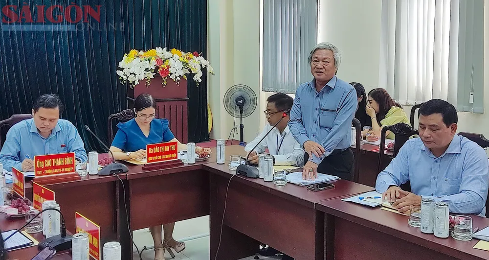 TS.BS Nguyễn Trung Hoà nêu thực trạng cơ sở vật chất của đơn vị TS.BS Nguyễn Trung Hoà nêu thực trạng cơ sở vật chất của đơn vị