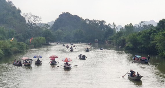 Huong Pagoda Festival canceled because of Covid-19 pandemic