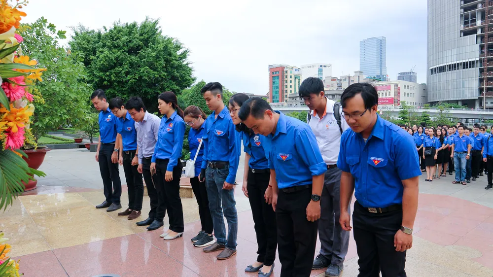 Tuyên dương 43 tập thể đạt thành tích “Thanh niên tiên tiến làm theo lời Bác” 2018 ảnh 1