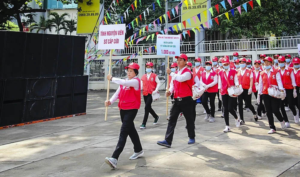 “Tháng Nhân đạo” 2019: Kết nối, sẻ chia và lan tỏa ảnh 2