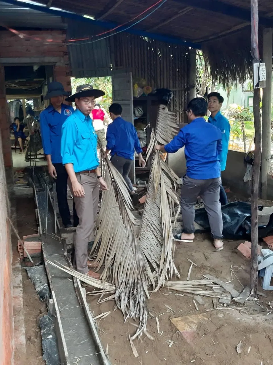 Bàn giao nhà mới cho đảng viên có hoàn cảnh khó khăn tại Cần Giờ ảnh 3 Bàn giao nhà mới cho đảng viên có hoàn cảnh khó khăn tại Cần Giờ ảnh 3