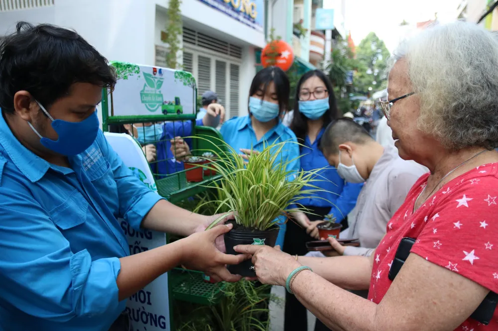 Chung tay xây dựng TPHCM là đô thị xanh, thân thiện với môi trường ảnh 2 Chung tay xây dựng TPHCM là đô thị xanh, thân thiện với môi trường ảnh 2
