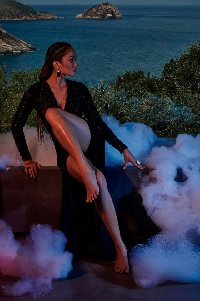 Tiểu Vy hóa “nàng thơ” tươi mới, tràn đầy năng lượng trong dự án “Fashion Destination” của NTK Lê Thanh Hòa ảnh 23