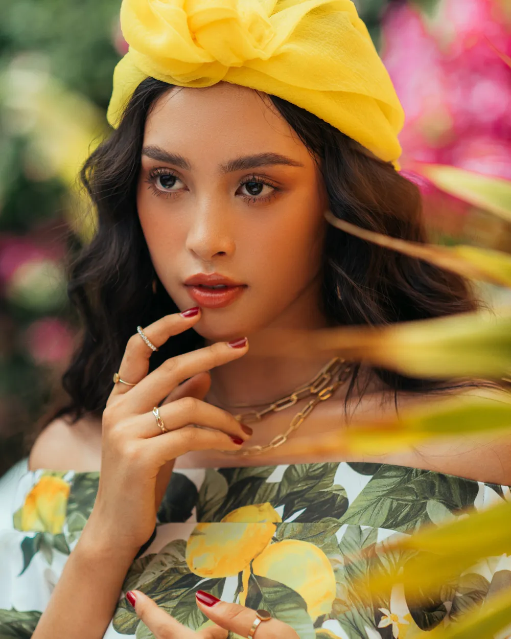 Tiểu Vy hóa “nàng thơ” tươi mới, tràn đầy năng lượng trong dự án “Fashion Destination” của NTK Lê Thanh Hòa ảnh 13