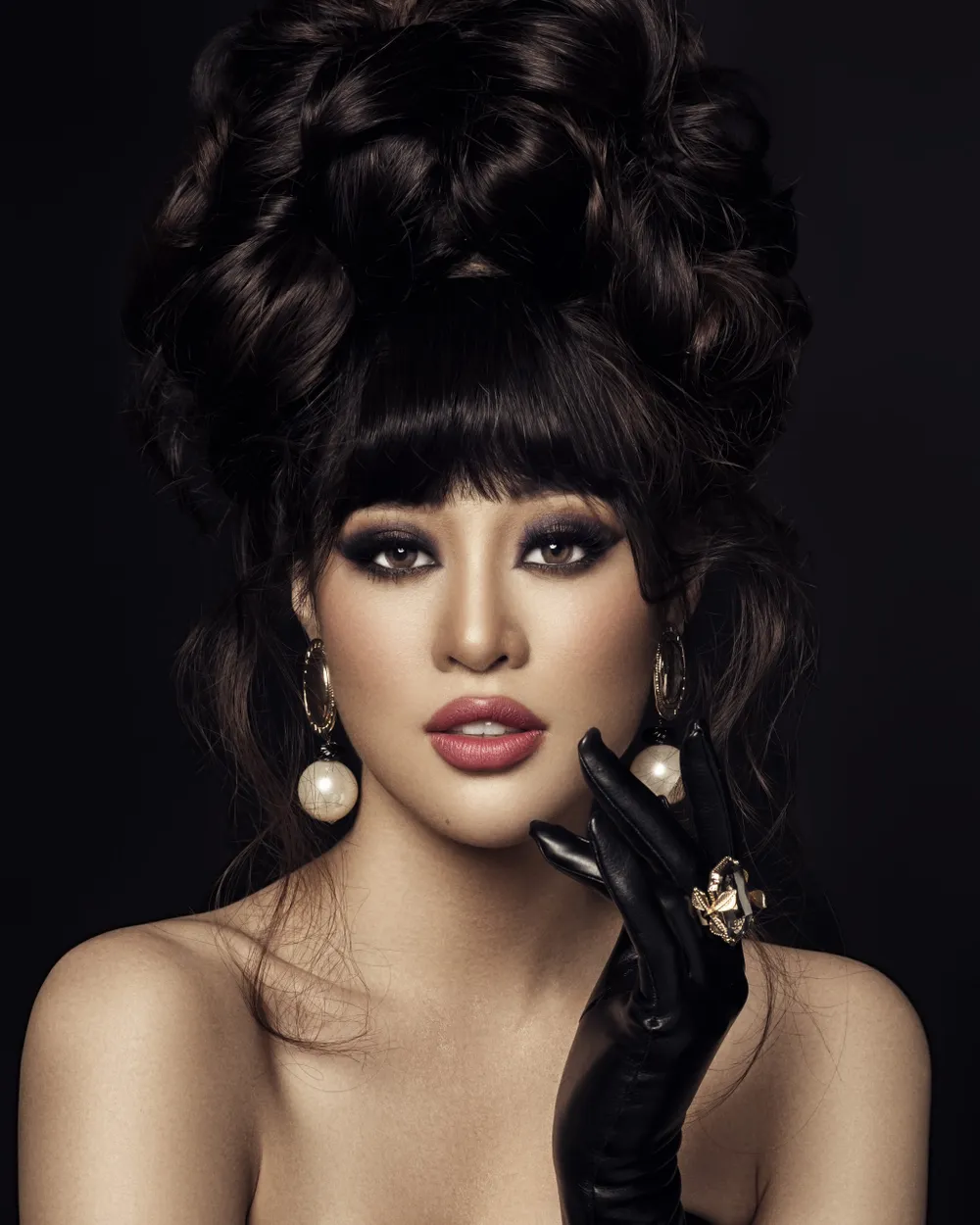 Hoa hậu Khánh Vân biến hoá hình ảnh theo concept công chúa - nữ hoàng ảnh 8