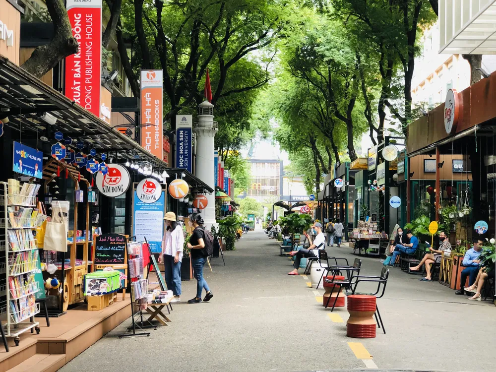 Đường Sách TPHCM đón gần 4.000 người trong 10 ngày đầu mở cửa ảnh 3