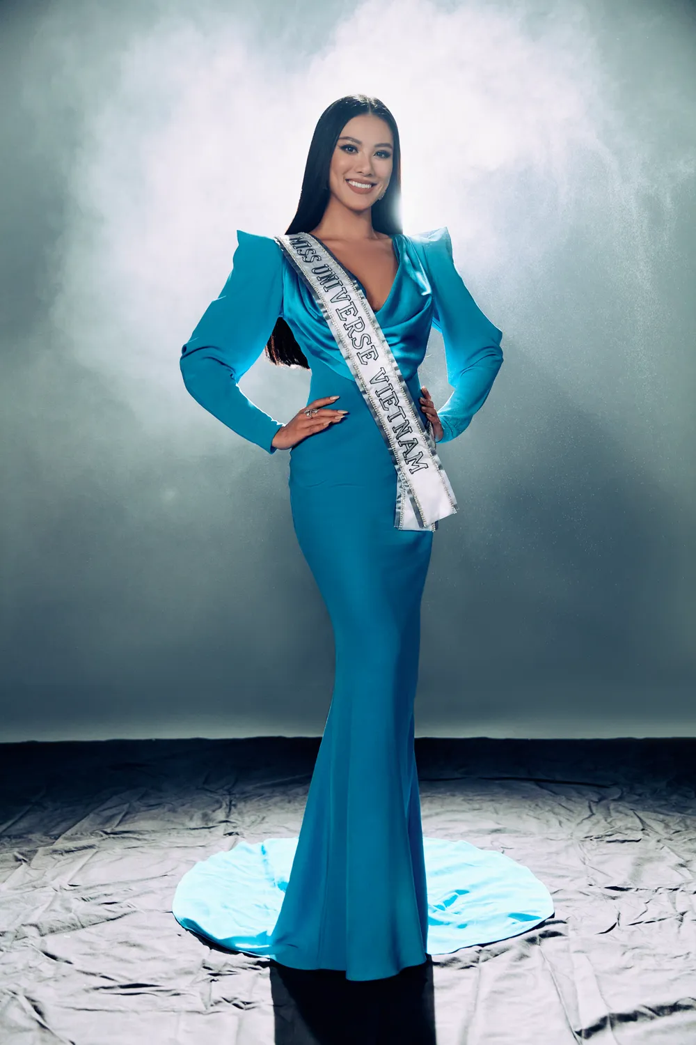 Road To Miss Universe 2021: Đã đến lúc “chiến binh” Kim Duyên kể câu chuyện của chính mình  ảnh 3