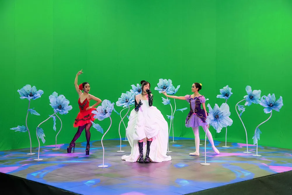 Lễ hội Ánh sáng 2022 đưa khán giả đến với 3 sân khấu ảo hoành tráng ảnh 11