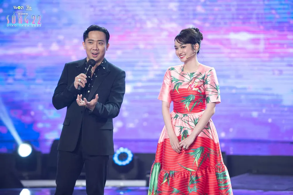 Trấn Thành, Thúy Ngân, Hoa hậu Thùy Tiên, Kaity Nguyễn, Khánh Vy dẫn dắt Sóng 22  ảnh 4